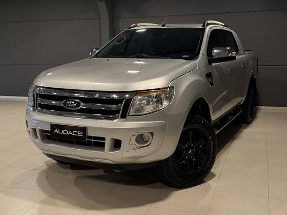 FORD RANGER 3.2 LIMITED 4X4 CD 20V DIESEL 4P AUTOMÁTICO FORD RANGER 3.2 LIMITED 4X4 CD 20V DIESEL 4P AUTOMÁTICO